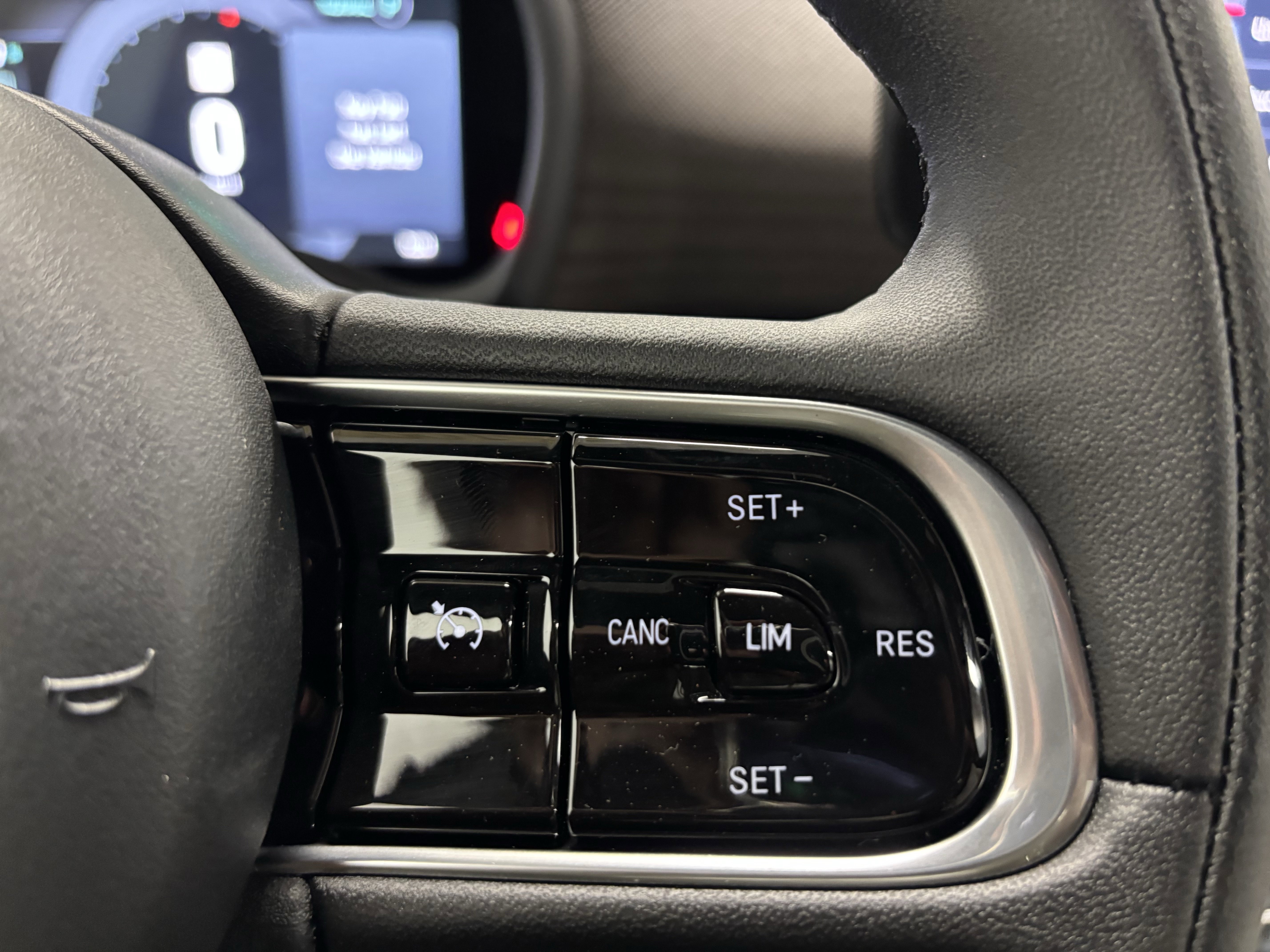 New 2025 FIAT 500 e image 21