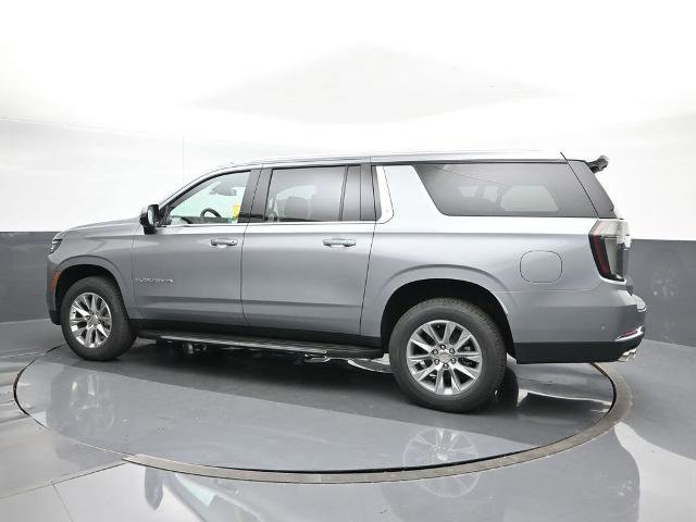 New 2025 Chevrolet Suburban Premier image 3