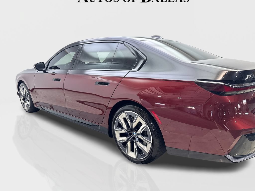 Used 2023 BMW i7 xDrive60 AWD/4WD image 14