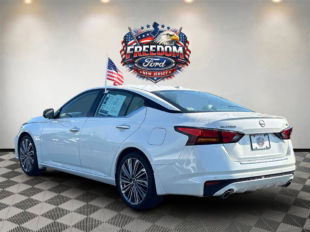 Used 2023 Nissan Altima 2.5 SL FWD image 6