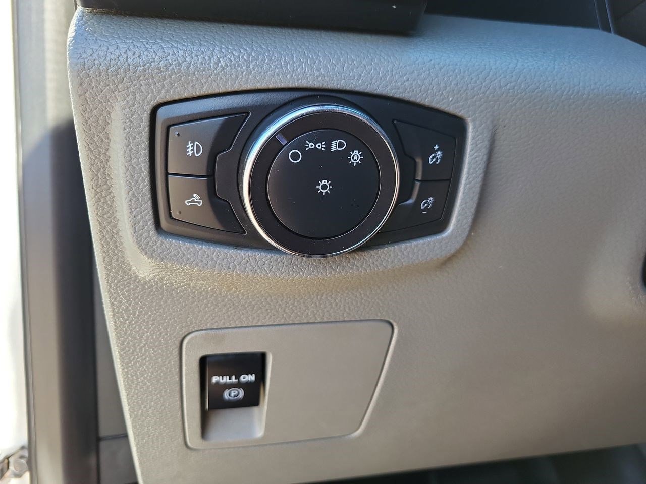 Used 2018 Ford F150 XL w/ Equipment Group 101A Mid image 21