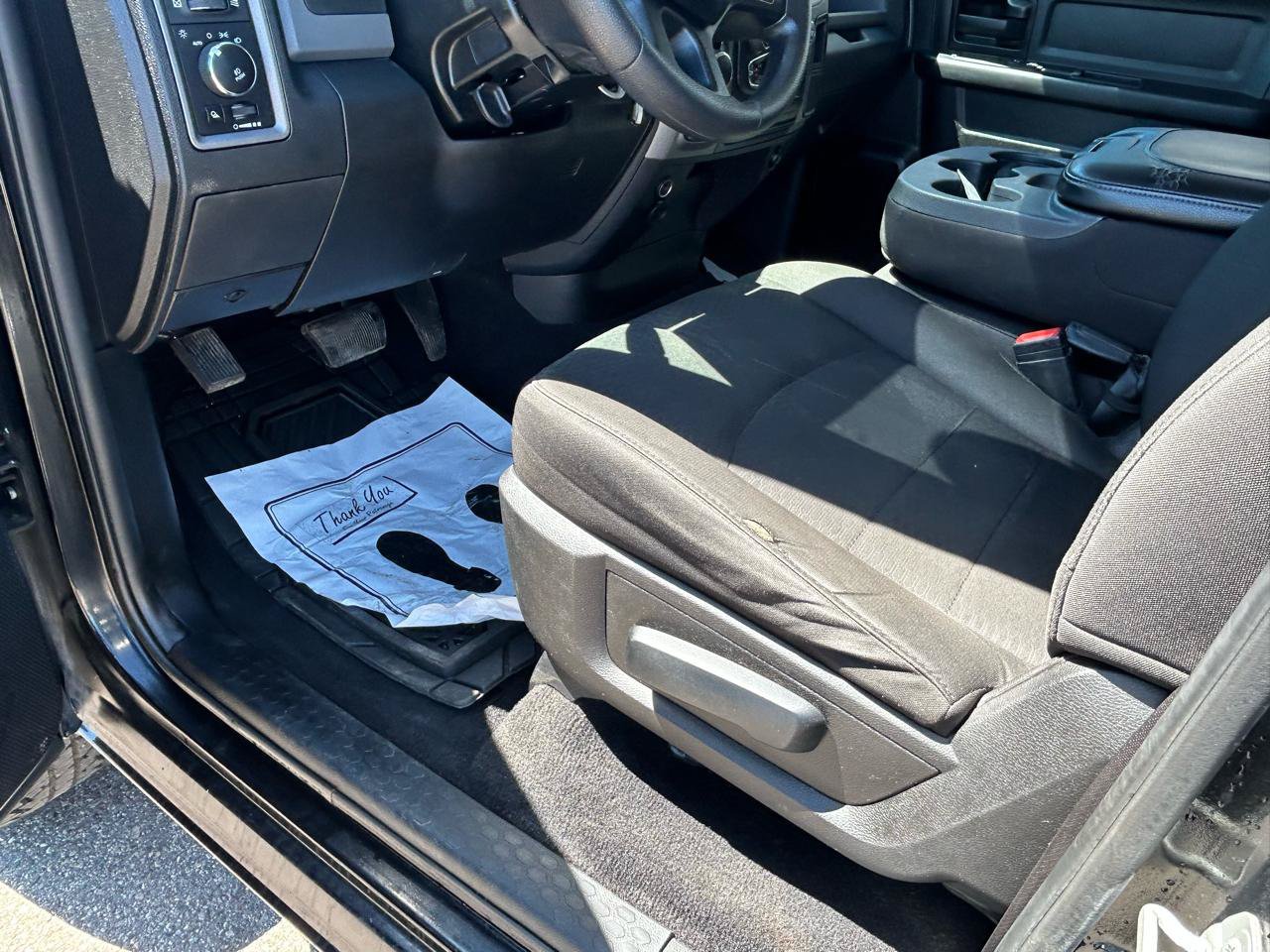 Used 2020 RAM 1500 Express w/ Wheel & Sound Group AWD/4WD image 10