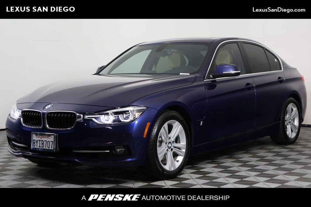 Used 2018 BMW 330e w/ Premium Package RWD image 1