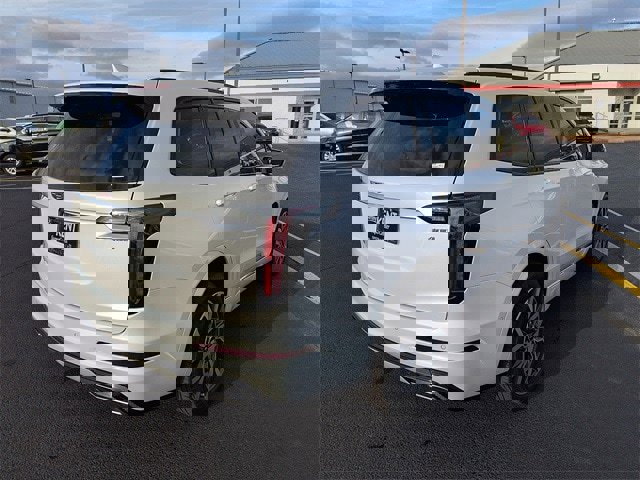 Used 2024 Cadillac XT6 Sport w/ Technology Package image 6