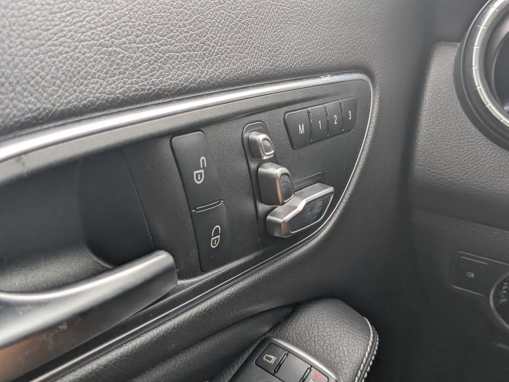 Used 2018 Mercedes-Benz CLA 250 image 8