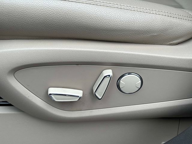 Used 2022 Lincoln Nautilus FWD image 28