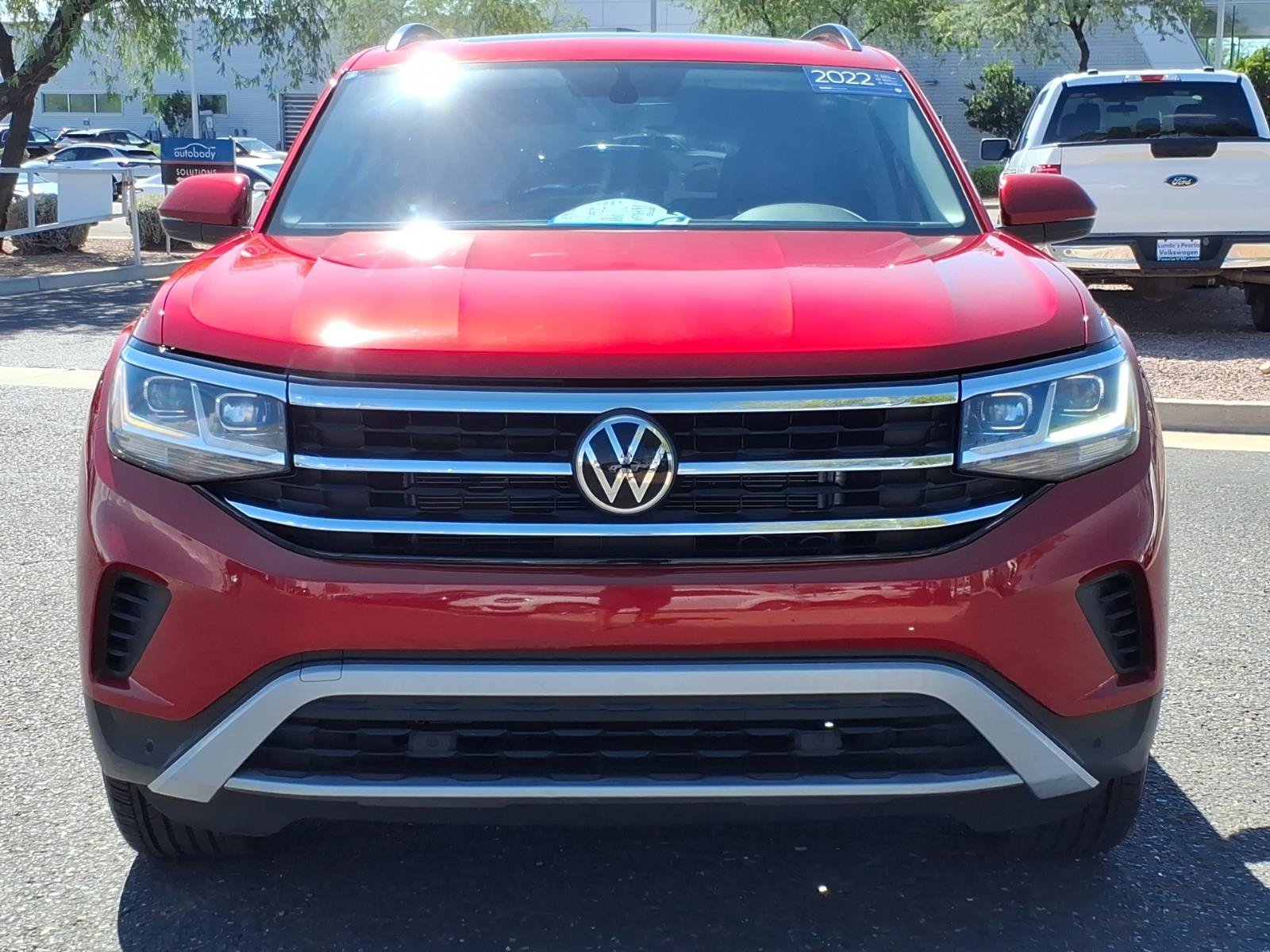 Certified 2022 Volkswagen Atlas SE w/ Panoramic Sunroof Package FWD image 2