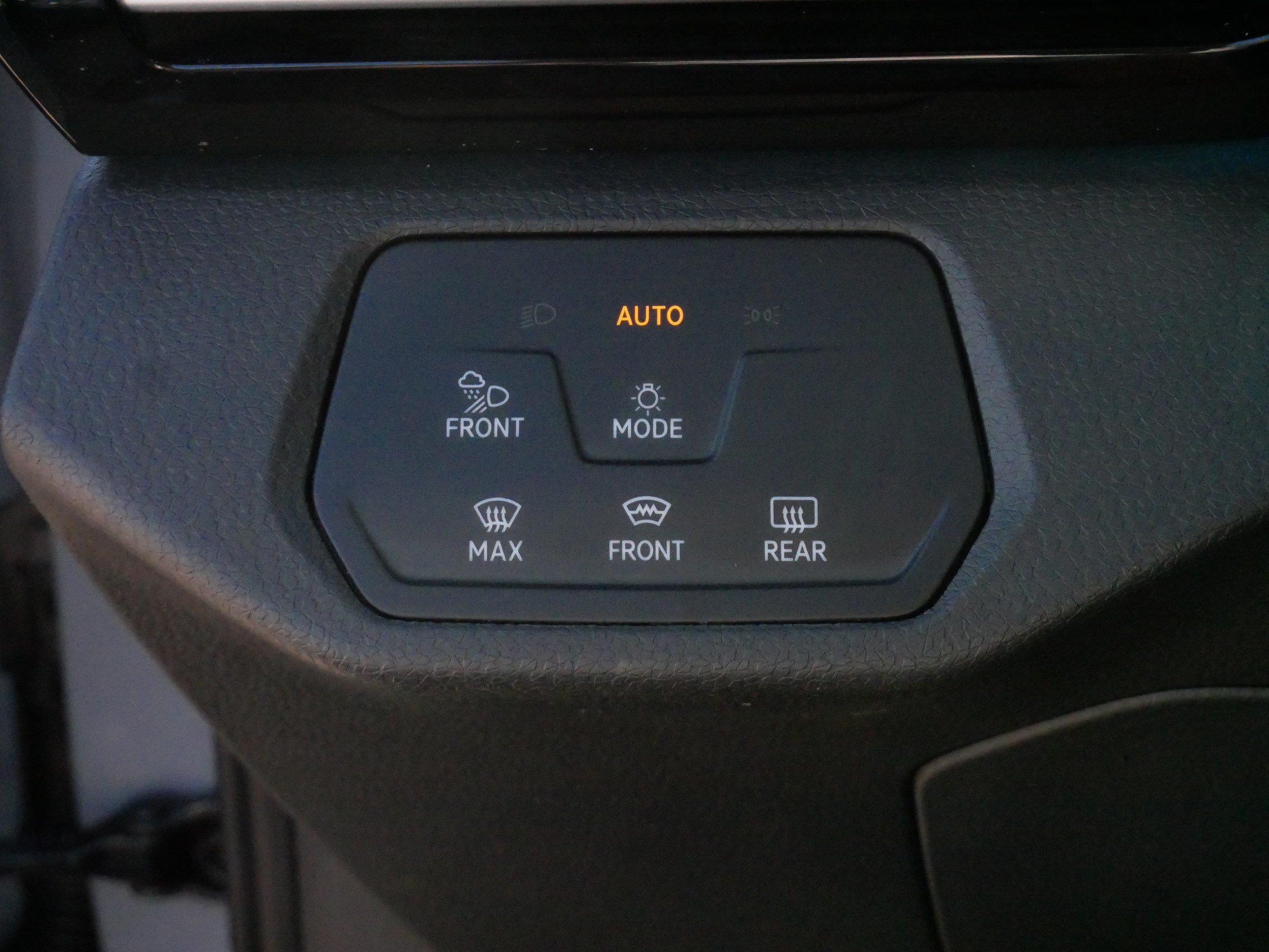 Used 2021 Volkswagen ID.4 Pro S w/ Gradient Package AWD/4WD image 25