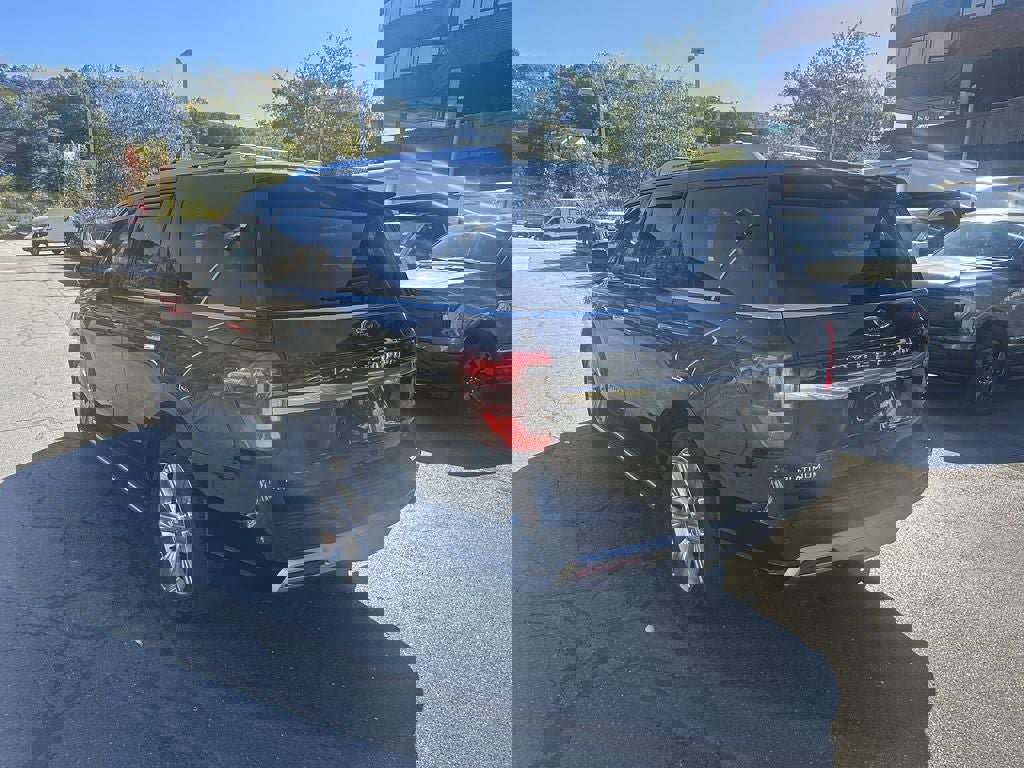 Used 2022 Ford Expedition Platinum image 9