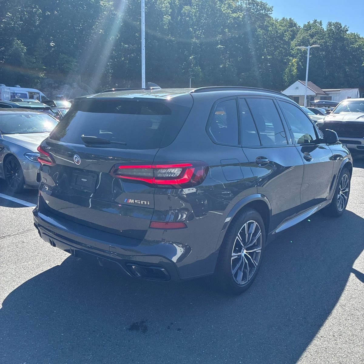 Used 2022 BMW X5 M50i w/ Executive Package AWD/4WD image 5