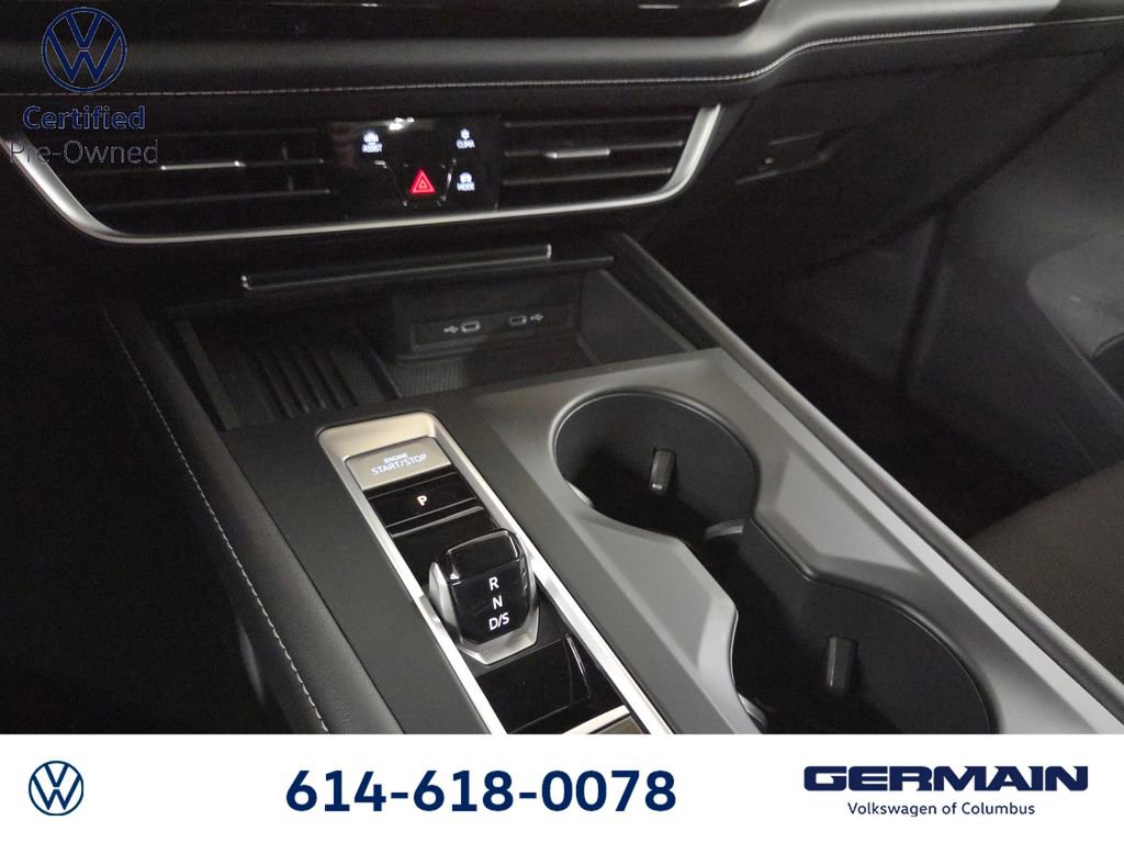 Used 2025 Volkswagen Atlas SE AWD/4WD image 24