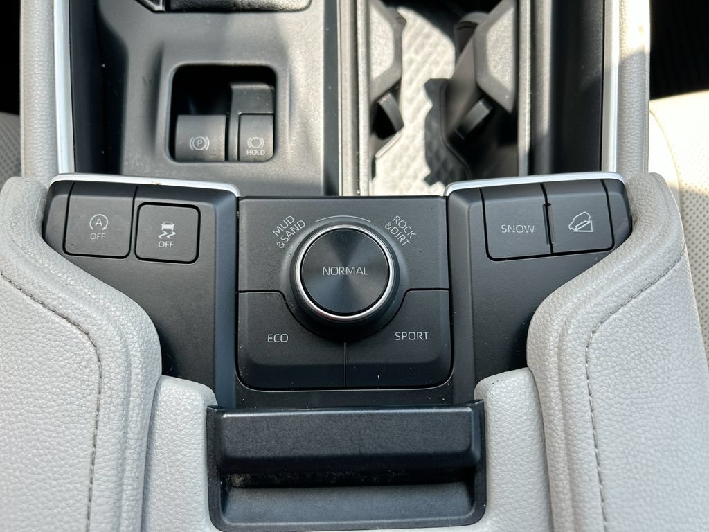 Used 2024 Toyota Grand Highlander AWD image 37