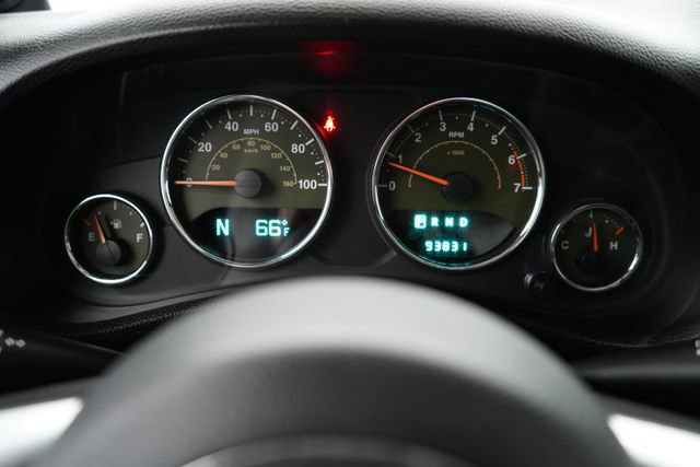 Used 2011 Jeep Wrangler Sahara w/ Dual Top Group image 21