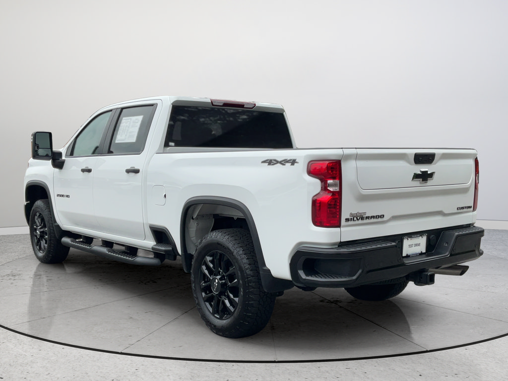 Used 2025 Chevrolet Silverado 2500 Custom w/ Custom Value Package AWD/4WD image 9