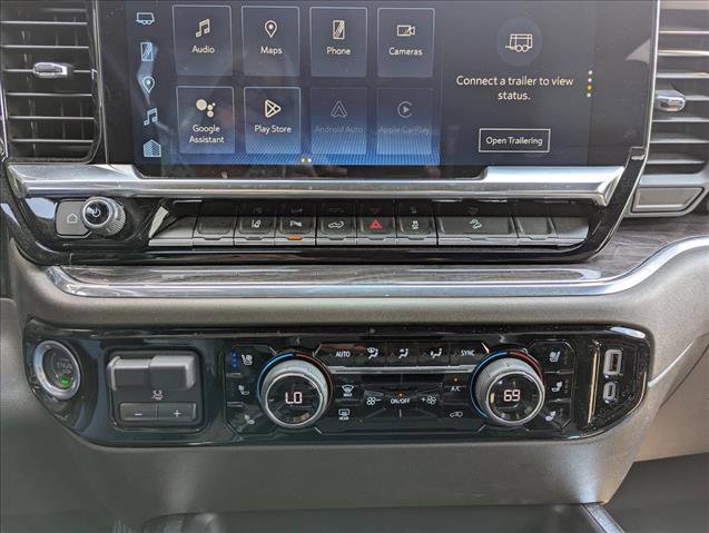 Used 2024 Chevrolet Silverado 2500 LTZ w/ LTZ Convenience Package image 18