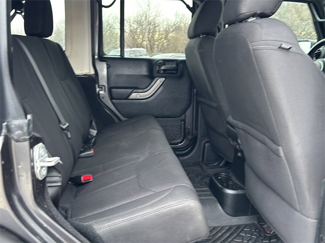 Used 2018 Jeep Wrangler Unlimited Sport S image 12