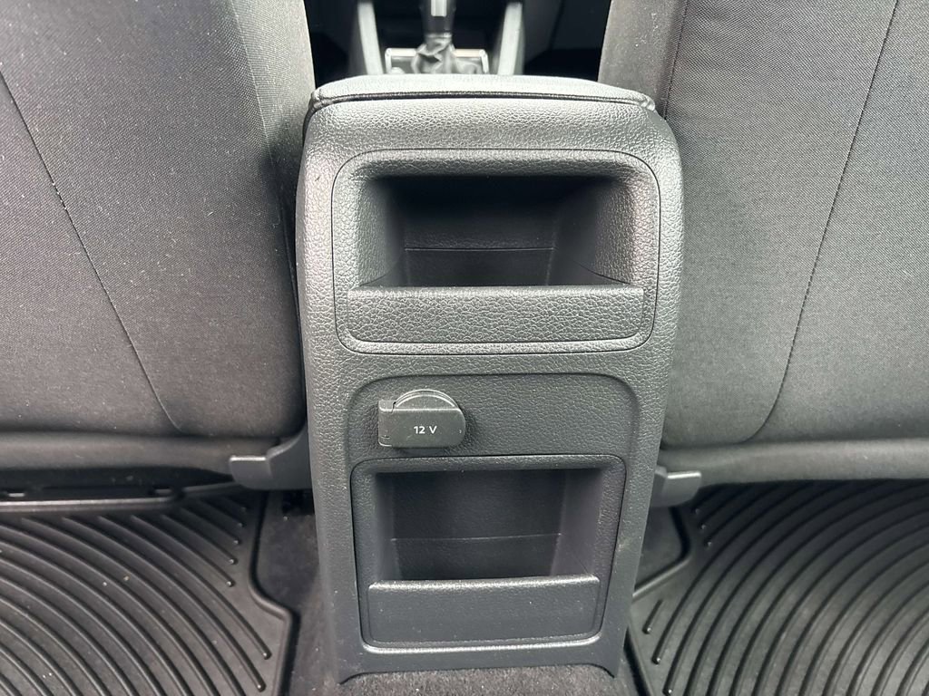 Used 2017 Volkswagen Jetta S w/ Jetta S Cold Weather Package image 9