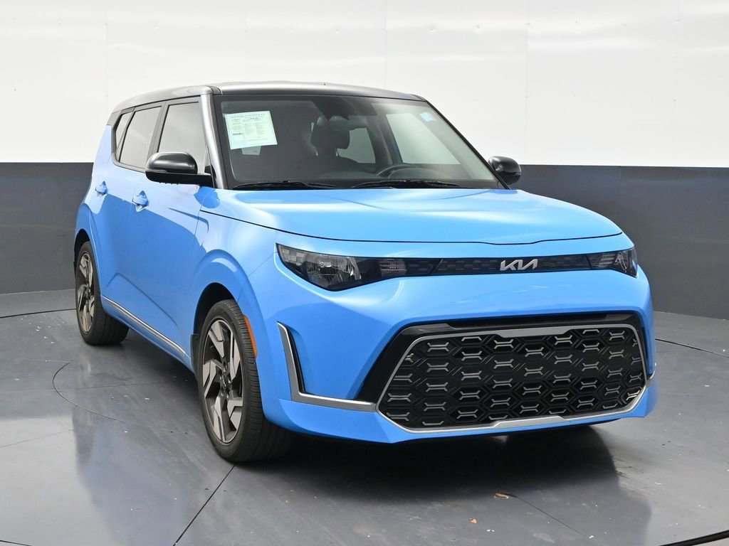 Used 2023 Kia Soul GT-Line FWD image 7