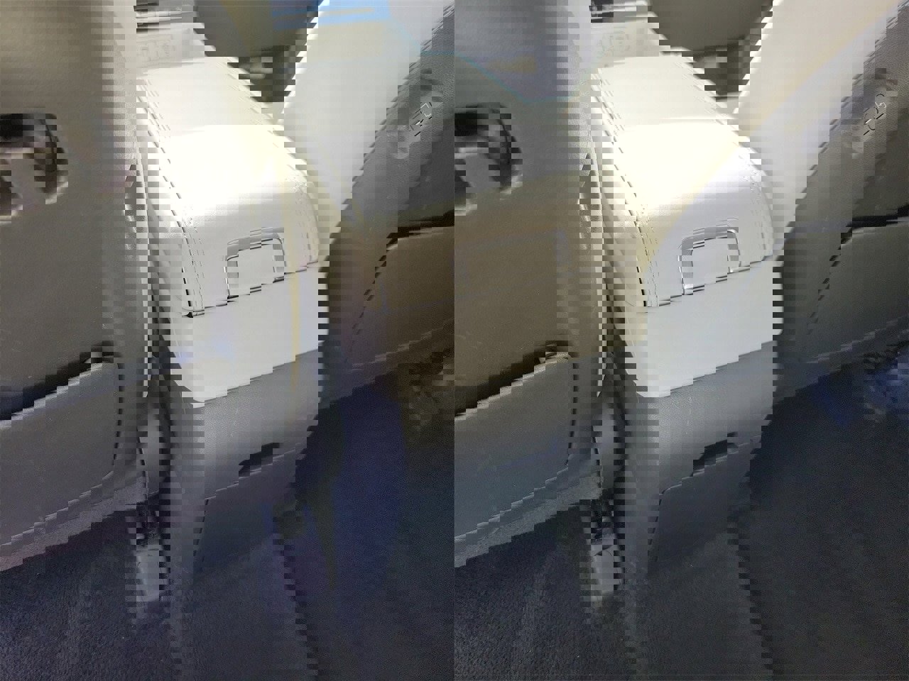 Used 2025 Hyundai Santa Fe SEL image 11