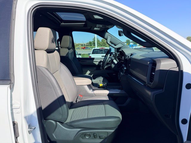 Certified 2025 Chevrolet Silverado 2500 ZR2 w/ ZR2 Bison Edition AWD/4WD image 11