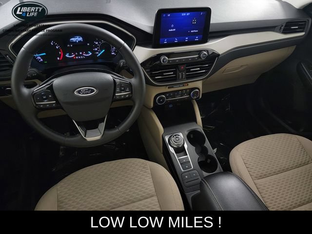 Used 2022 Ford Escape SE w/ Cold Weather Package FWD image 33