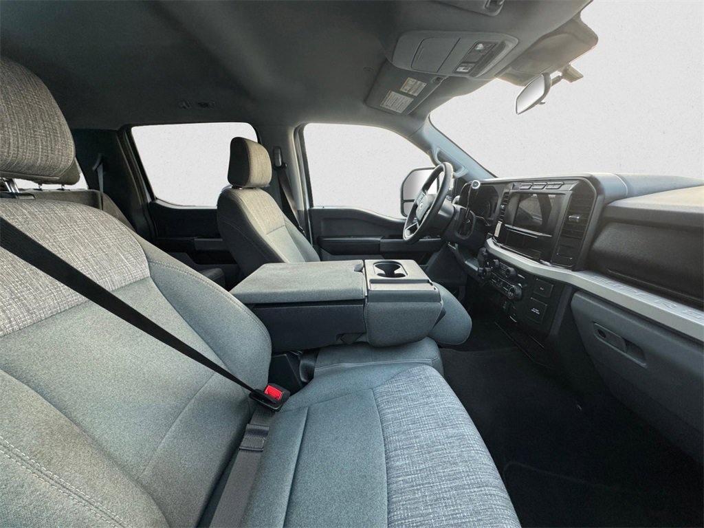 Used 2024 Ford F250 XLT w/ FX4 Off-Road Package image 10
