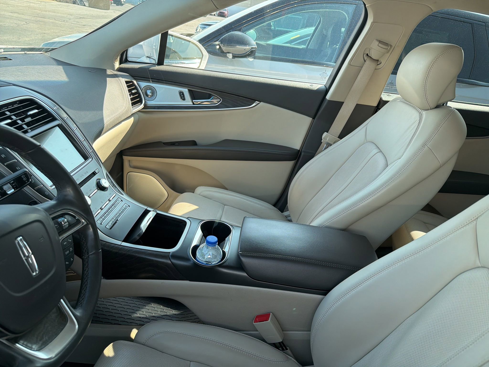 Used 2019 Lincoln Nautilus Reserve w/ Ultimate Package image 10