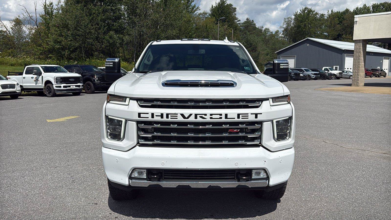 Used 2021 Chevrolet Silverado 2500 LTZ w/ Z71 Chrome Sport Edition AWD/4WD image 2
