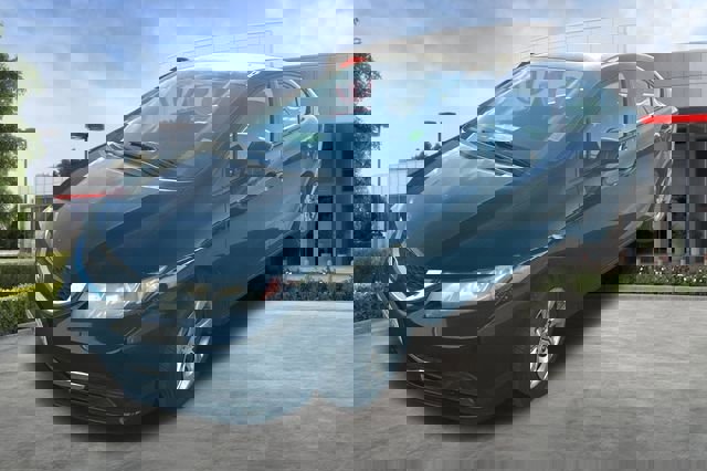 Used 2013 Honda Civic LX image 3