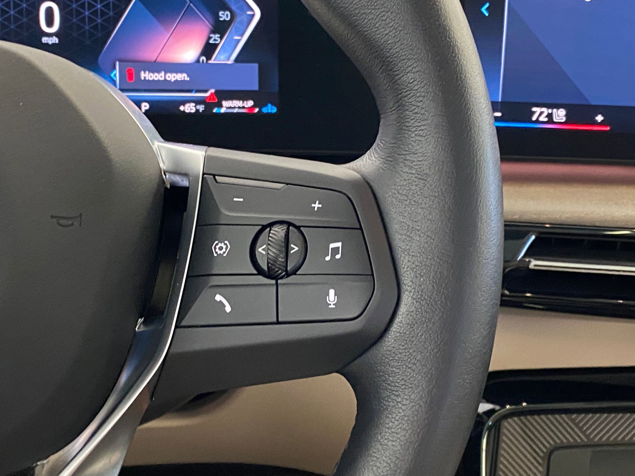 Used 2025 BMW X1 xDrive28i w/ Premium Package image 30