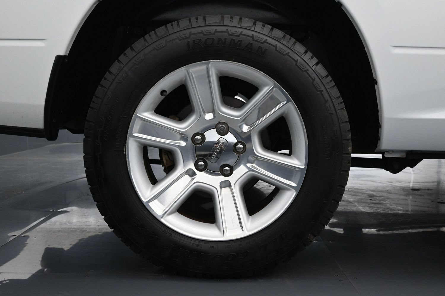 Used 2012 RAM 1500 Limited RWD image 18