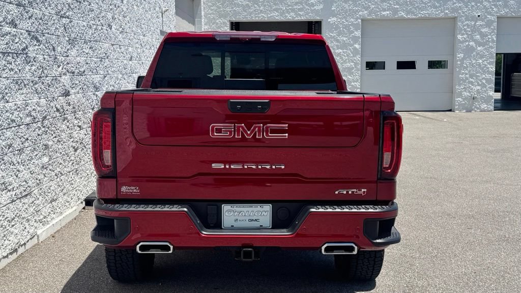 Used 2024 GMC Sierra 1500 AT4 w/ Technology Package AWD/4WD image 4