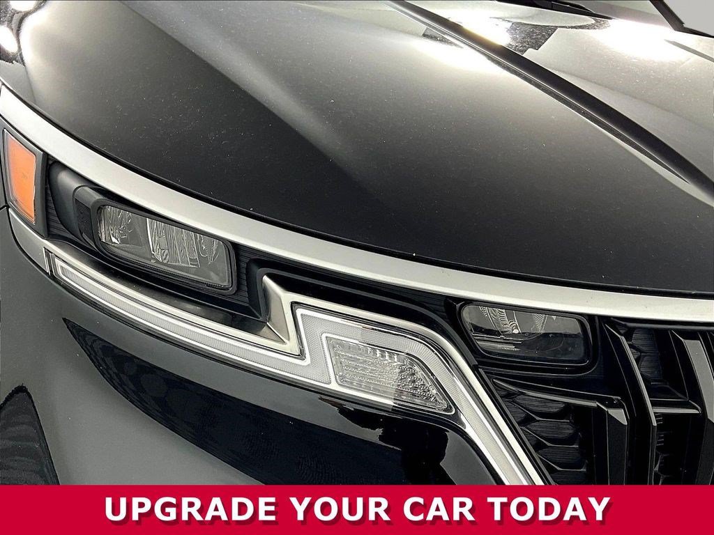 Used 2024 Kia Carnival EX FWD image 28