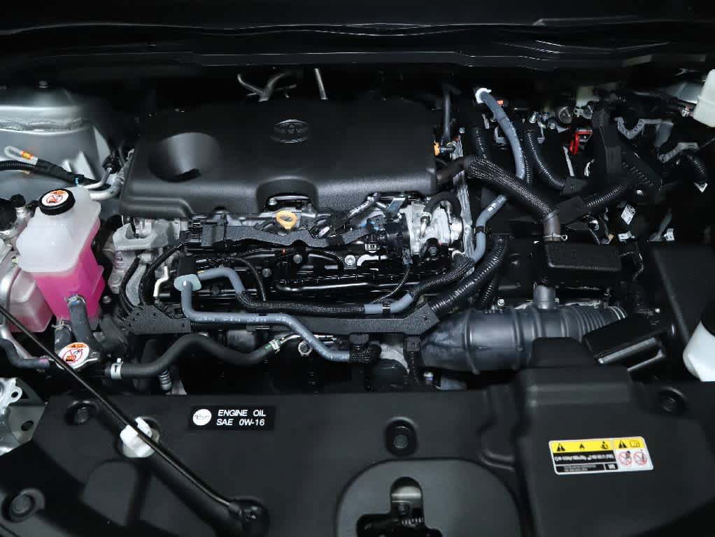 Used 2025 Toyota Sienna LE FWD image 32