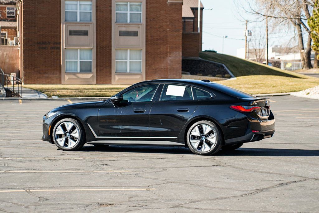 Used 2023 BMW i4 eDrive35 w/ Premium Package image 7