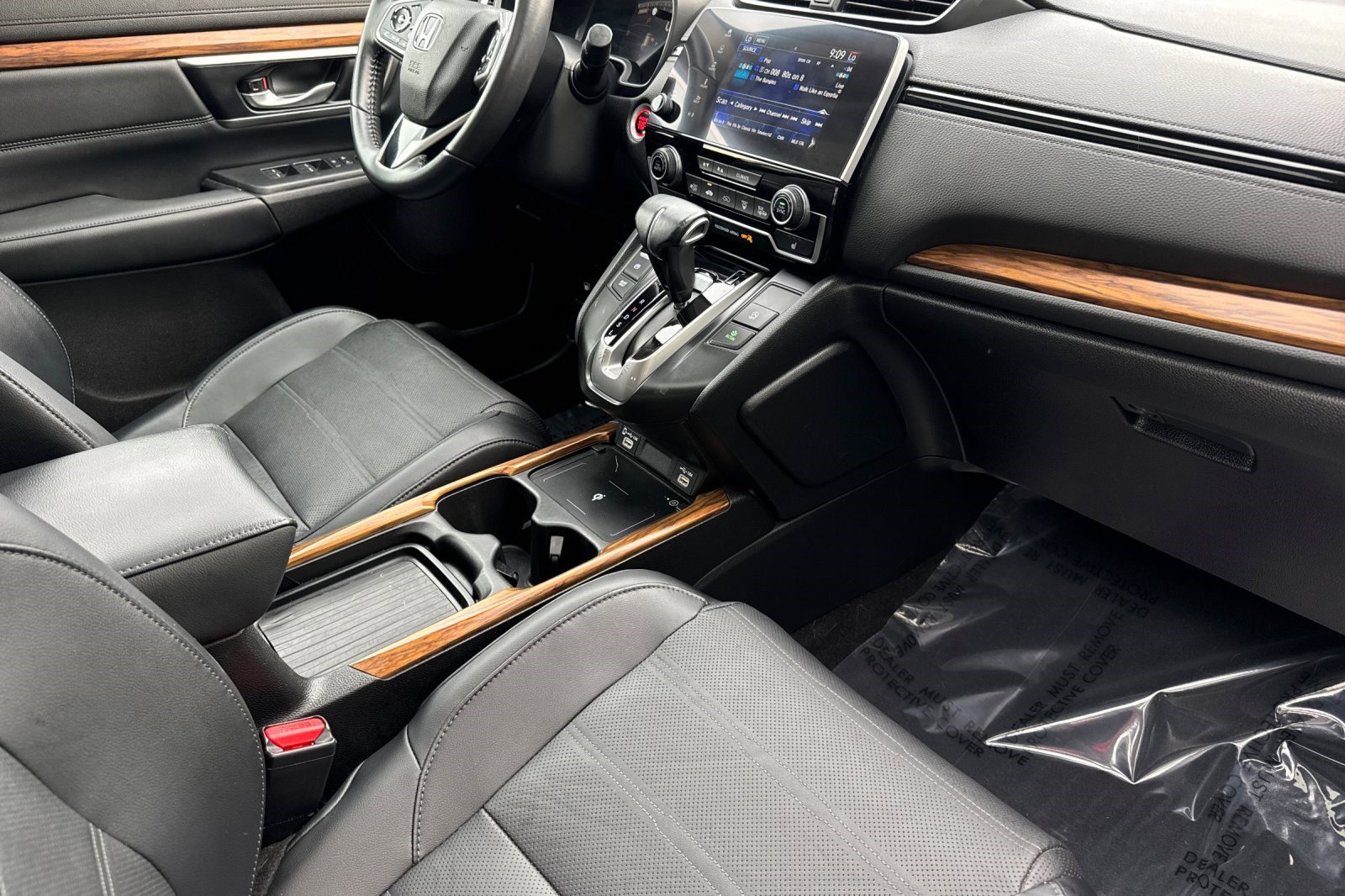 Used 2022 Honda CR-V Touring image 32