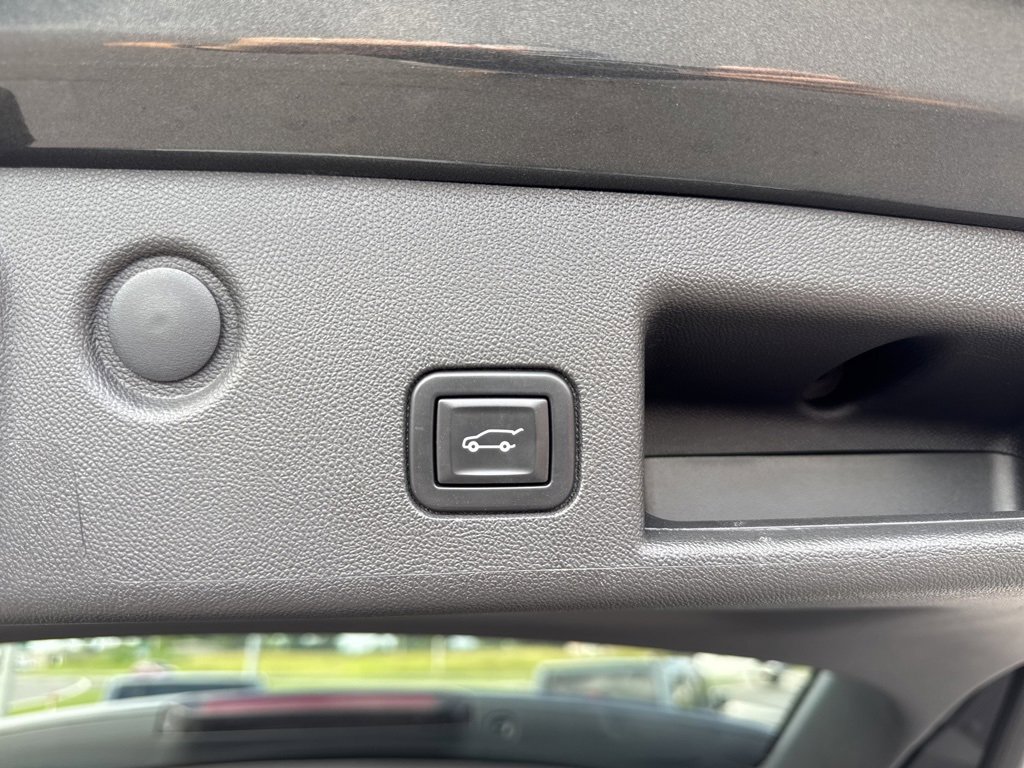 Used 2021 Chevrolet Equinox LT image 9