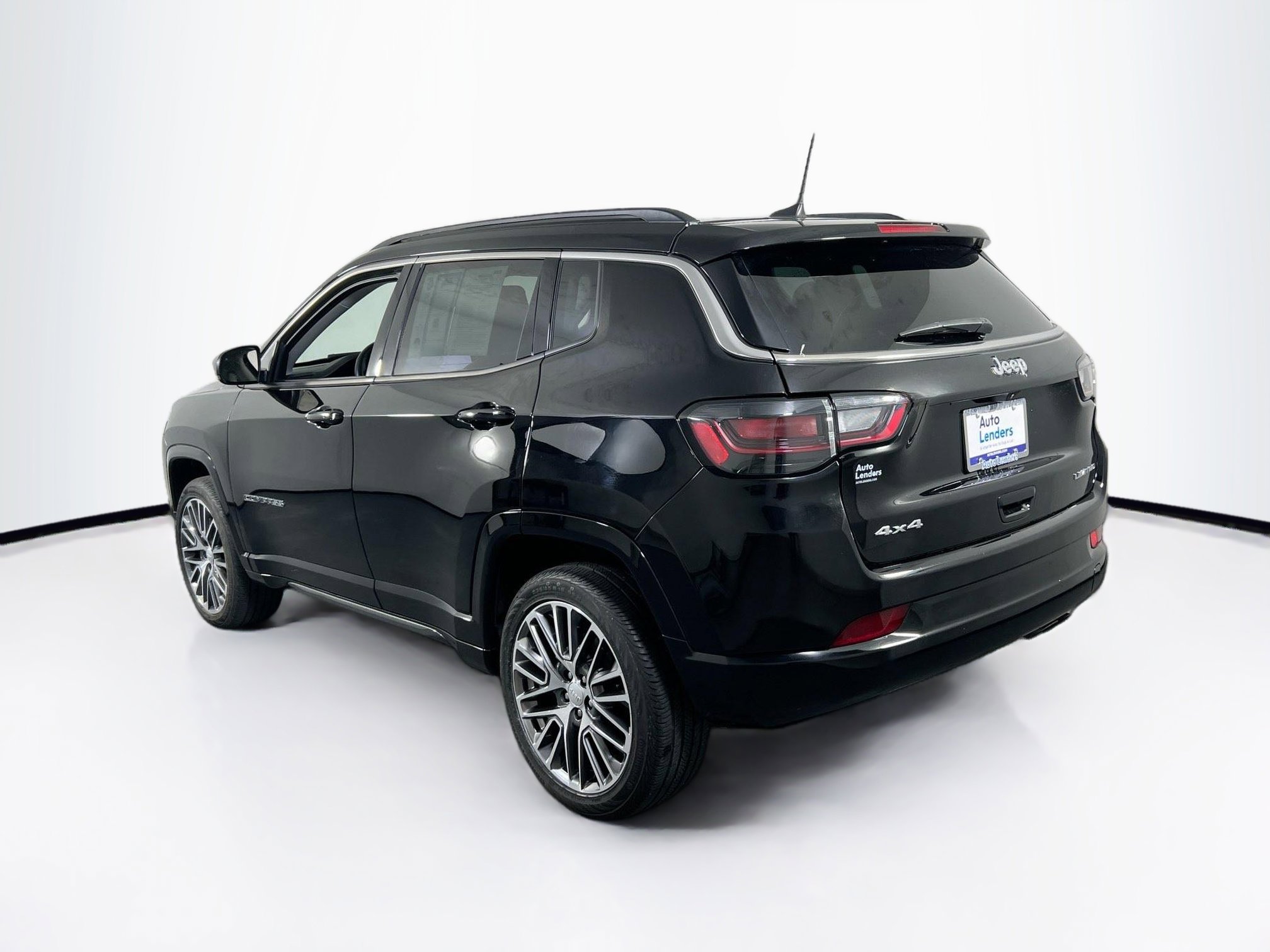 Used 2022 Jeep Compass Limited w/ Elite Group image 7