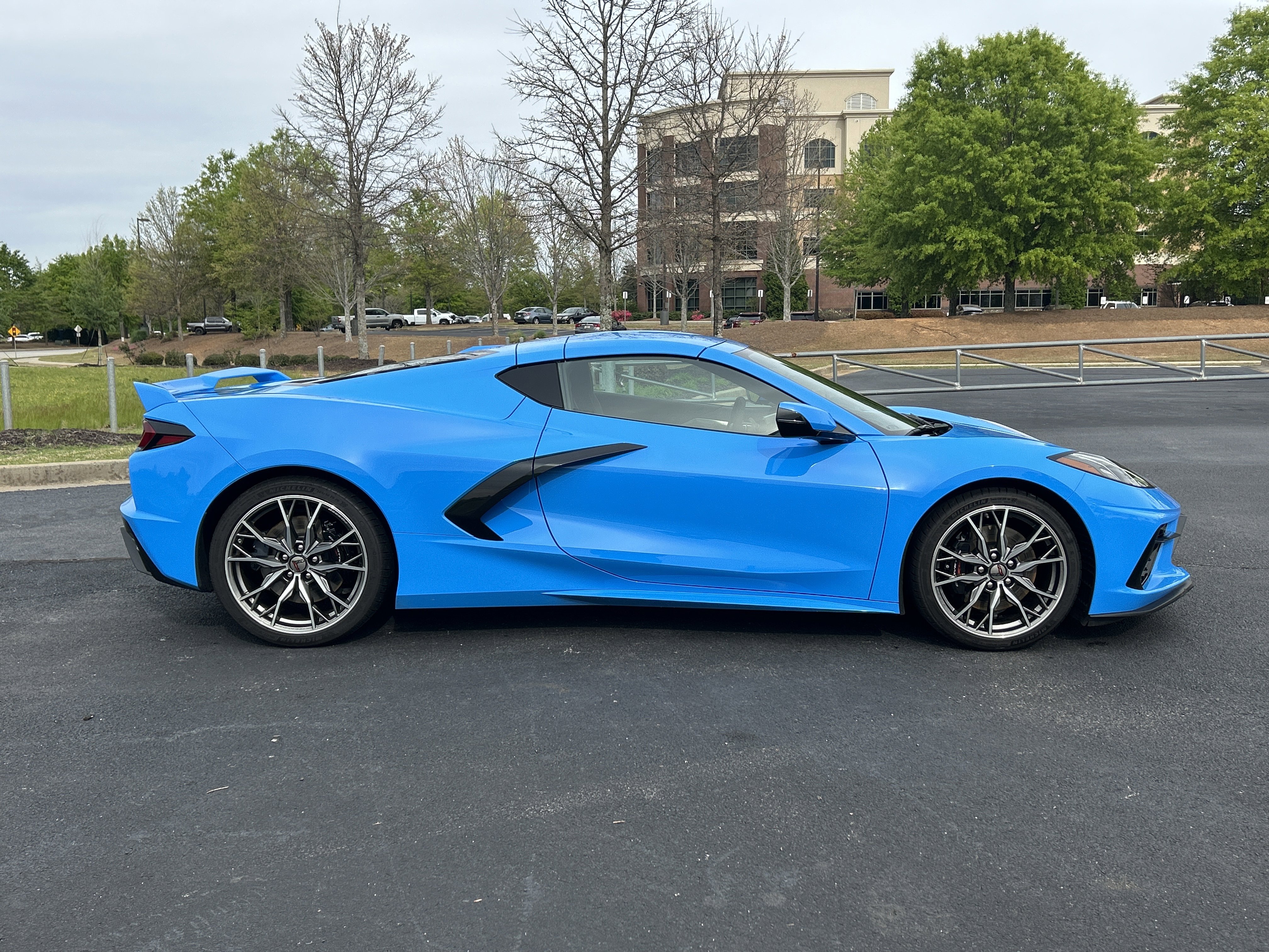 Used 2024 Chevrolet Corvette Stingray Premium Cpe w/ Z51 Performance Package RWD image 10