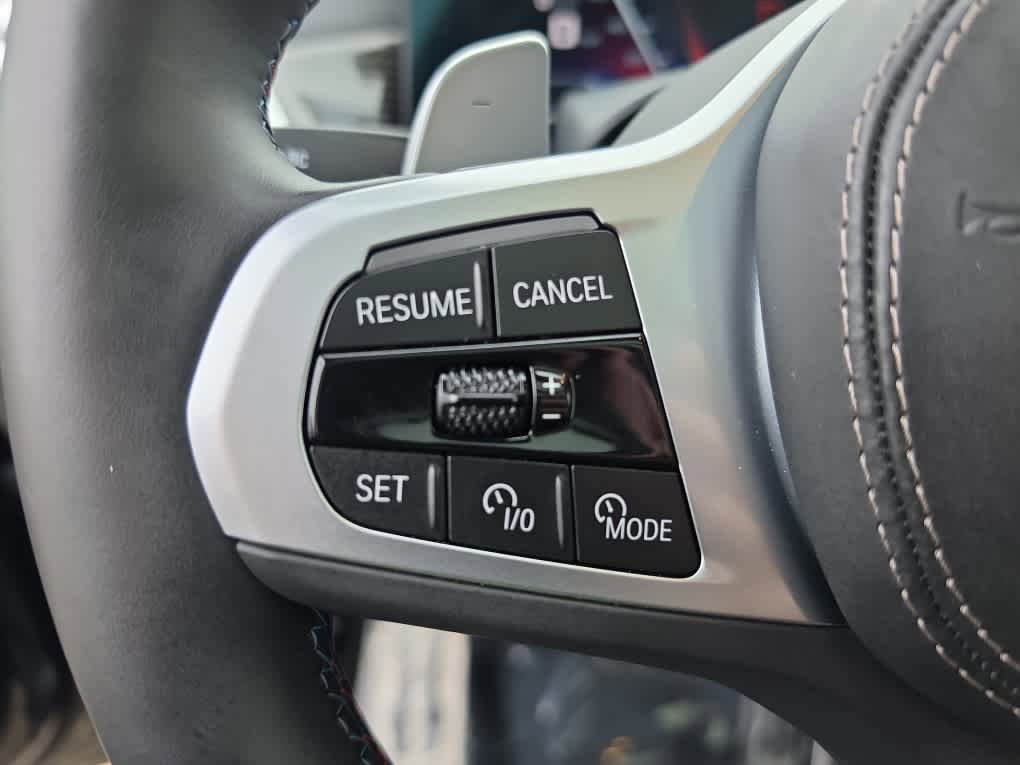 Used 2026 BMW X7 M60i AWD/4WD image 17