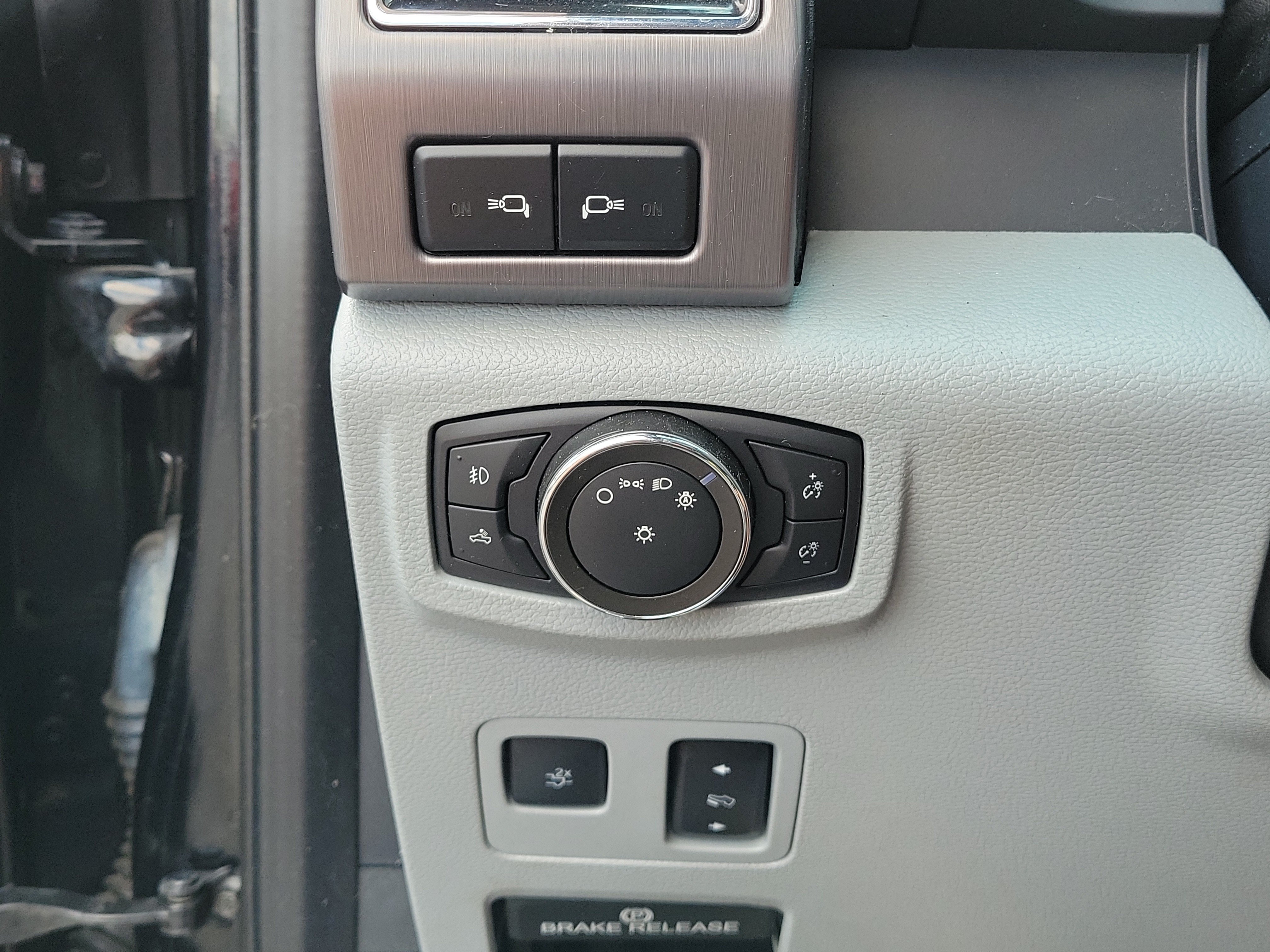 Used 2022 Ford F250 Limited AWD/4WD image 19