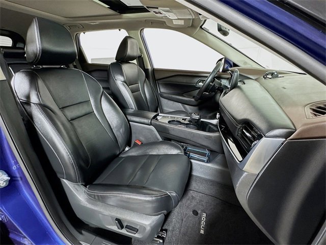 Used 2022 Nissan Rogue SL w/ SL Premium Package image 27