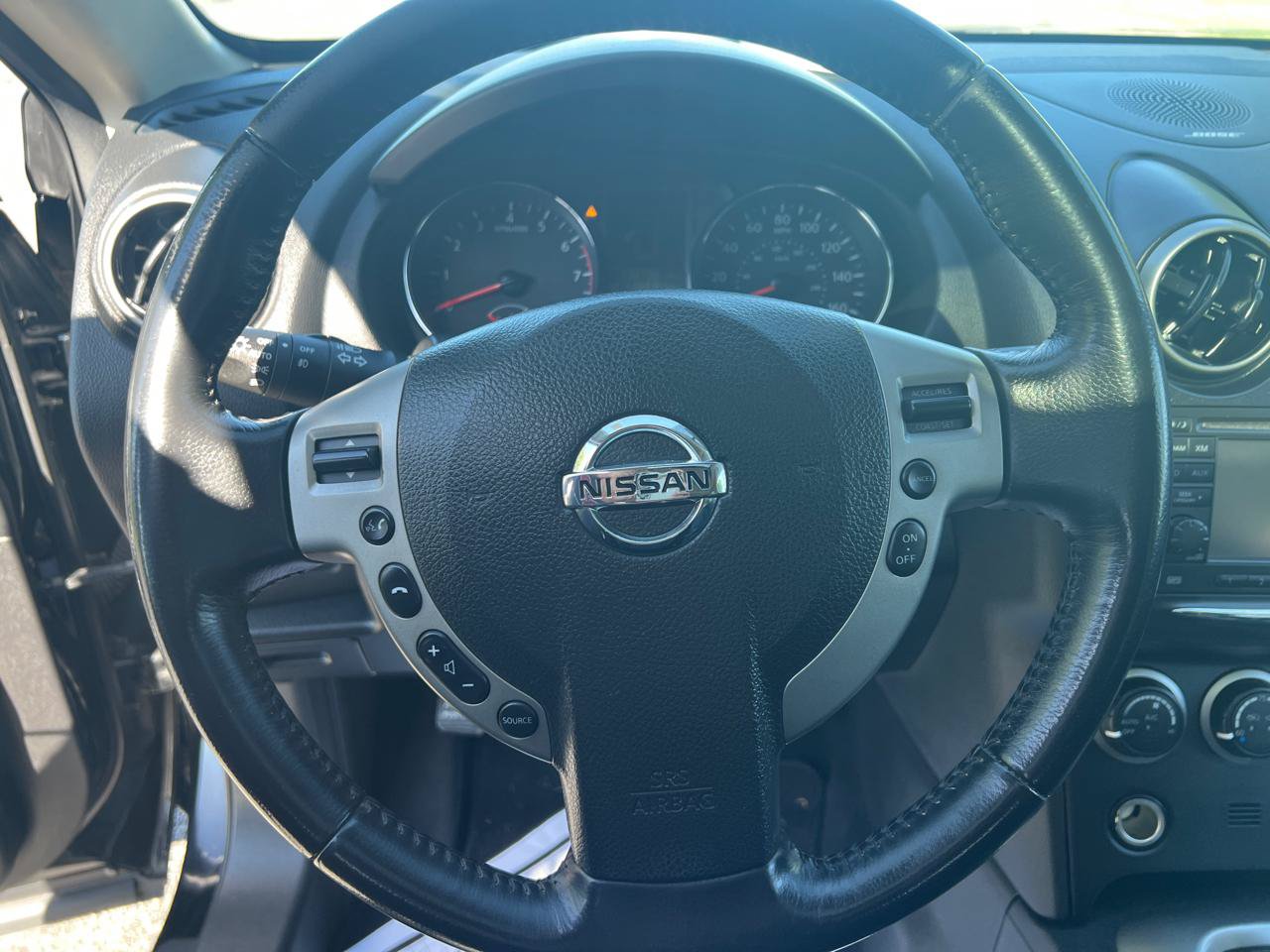Used 2012 Nissan Rogue SL AWD/4WD image 22