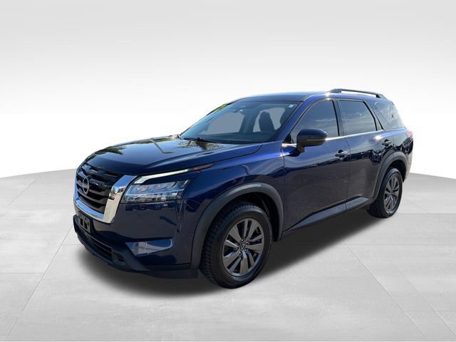Used 2022 Nissan Pathfinder SV AWD/4WD image 7