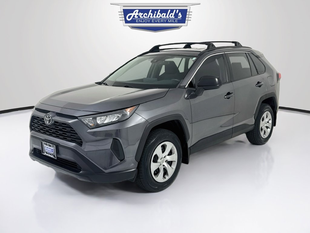 Used 2021 Toyota RAV4 LE AWD/4WD image 3