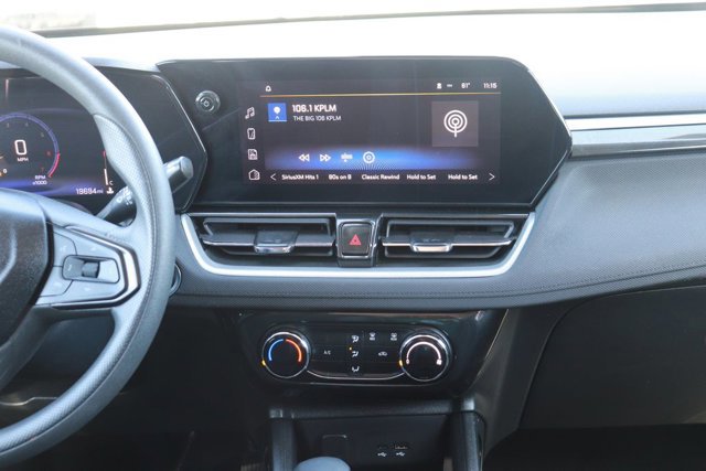 Used 2025 Chevrolet TrailBlazer LT image 16