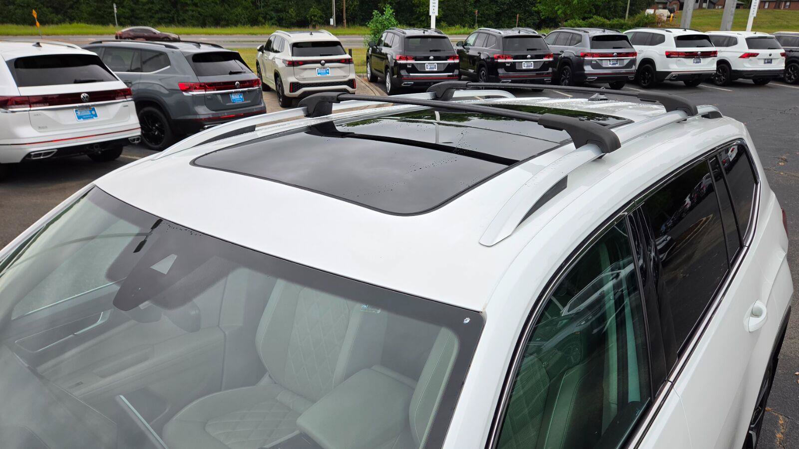 Used 2024 Volkswagen Atlas SEL Premium R-Line AWD/4WD image 12