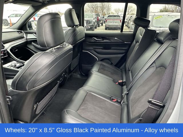 Used 2022 Jeep Grand Cherokee Altitude image 18