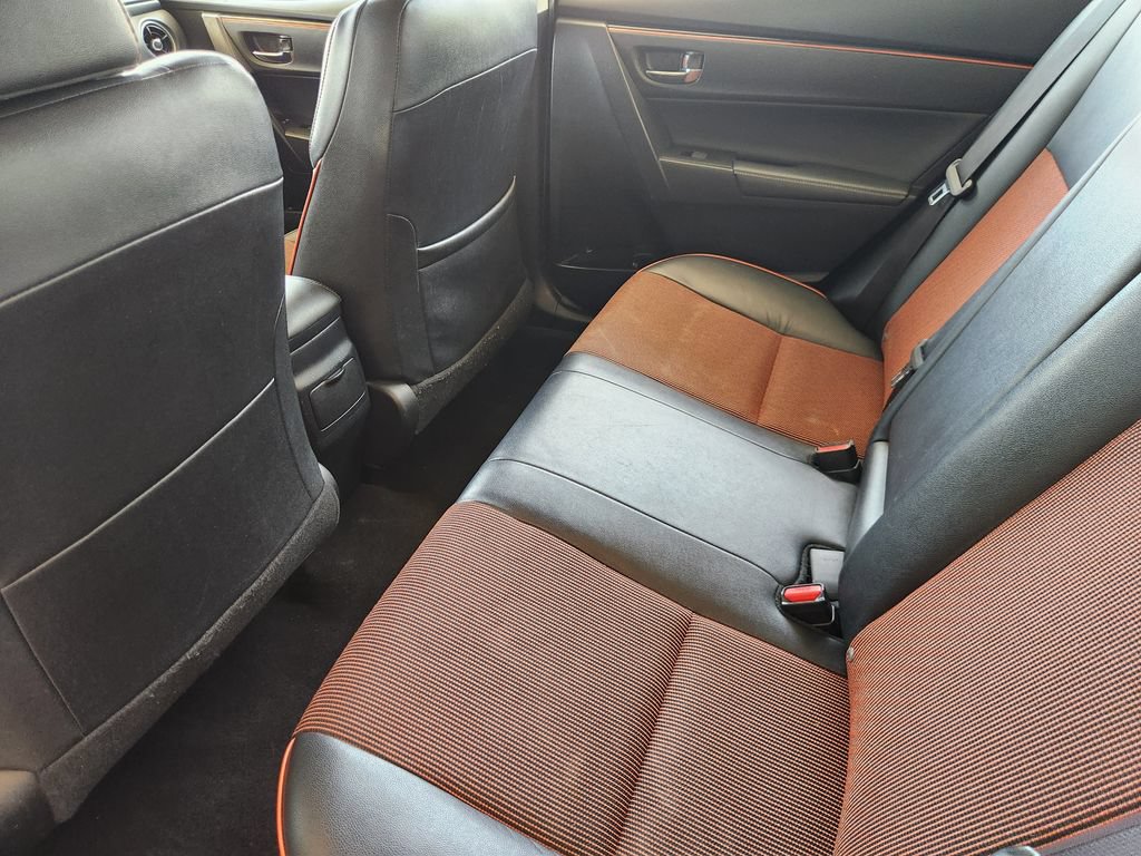 Used 2017 Toyota Corolla SE w/ Carpet Mat Package (TMS) FWD image 29