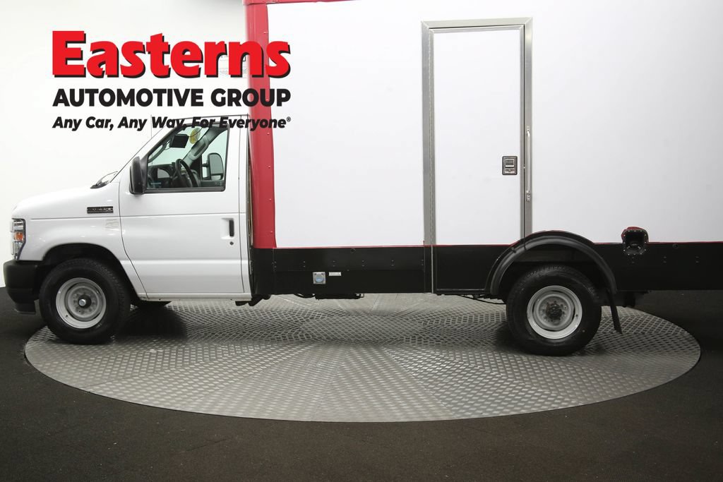 Used 2023 Ford E-350 and Econoline 350 Super Duty w/ Power Windows & Locks Group RWD image 59